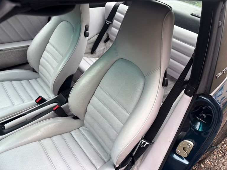 Porsche 964 Carrera 2