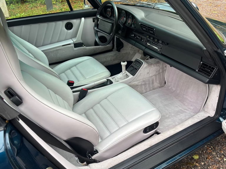 Porsche 964 Carrera 2