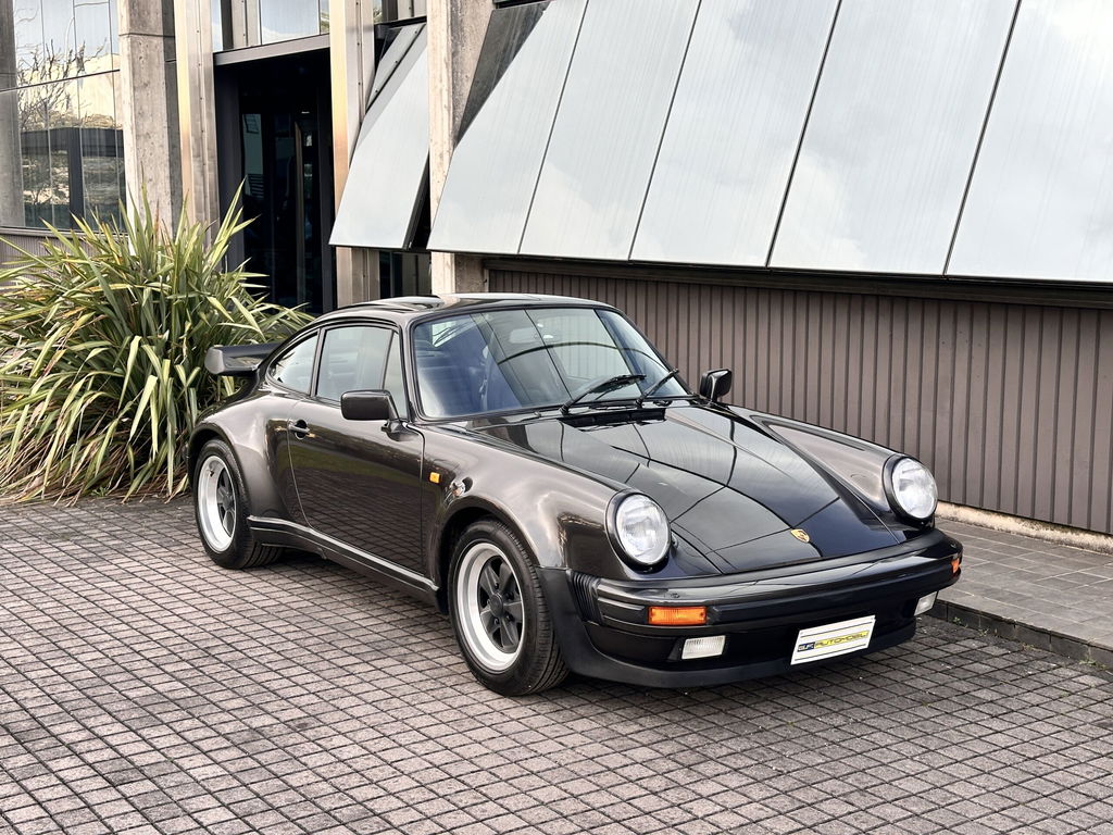 Porsche 911 Turbo 3.3