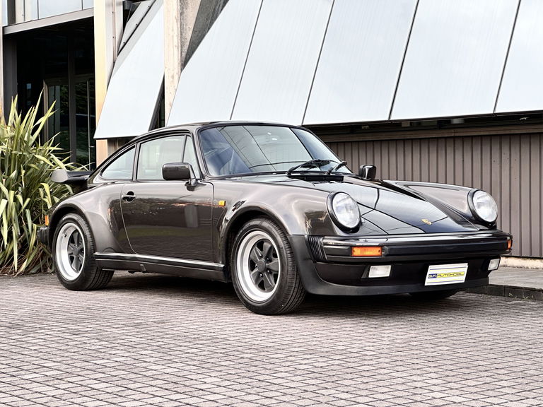 Porsche 911 Turbo 3.3