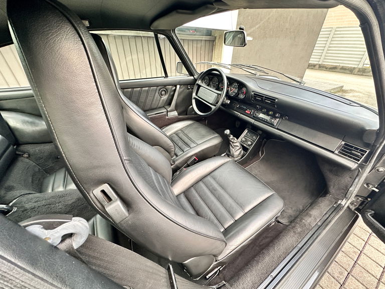 Porsche 911 Turbo 3.3