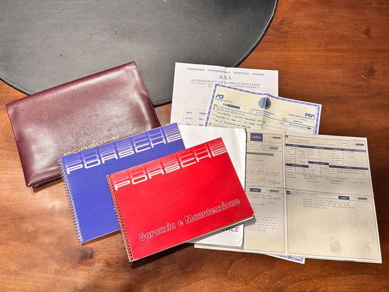 Porsche 911 Turbo 3.3