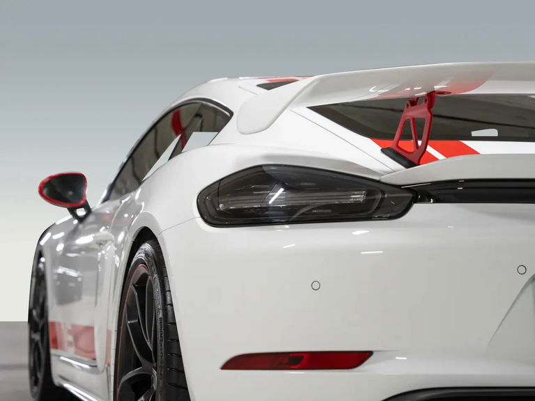 Porsche 718 Cayman GT4 Sports Cup Edition