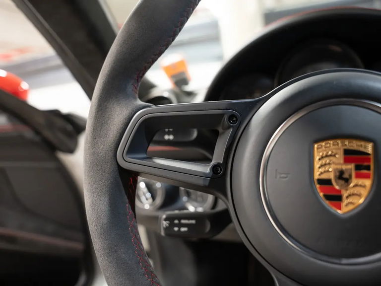 Porsche 718 Cayman GT4 Sports Cup Edition