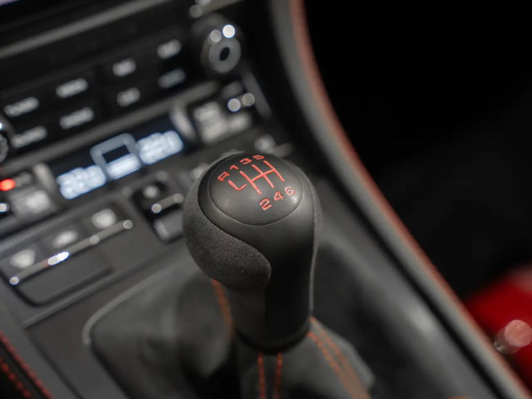 Porsche 718 Cayman GT4 Sports Cup Edition