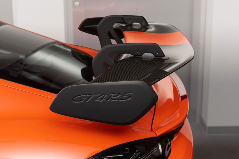 Porsche 718 Cayman GT4 RS