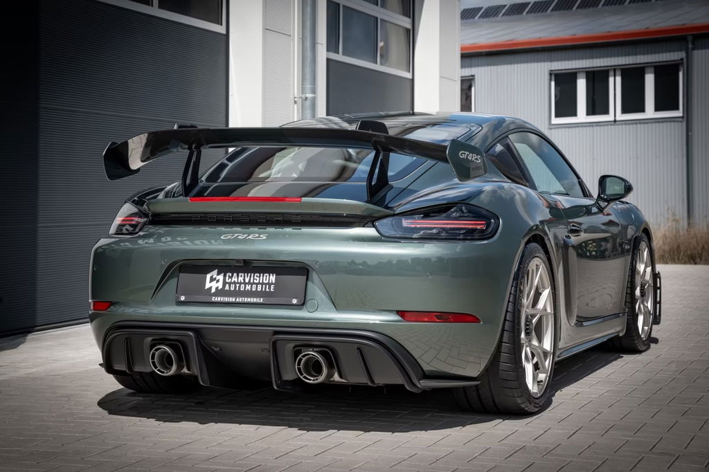 Porsche 718 Cayman GT4 RS