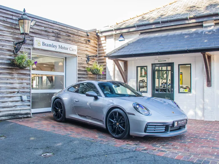 Porsche 992 Carrera T