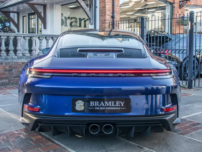 Porsche 992 GT3 Touring