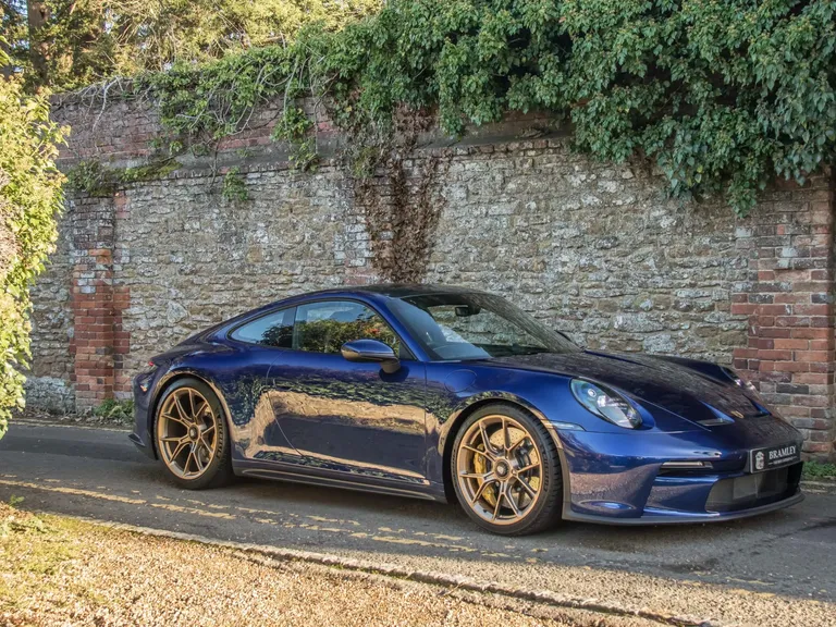 Porsche 992 GT3 Touring