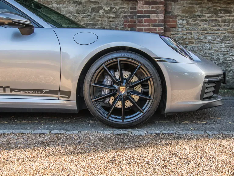 Porsche 992 Carrera T