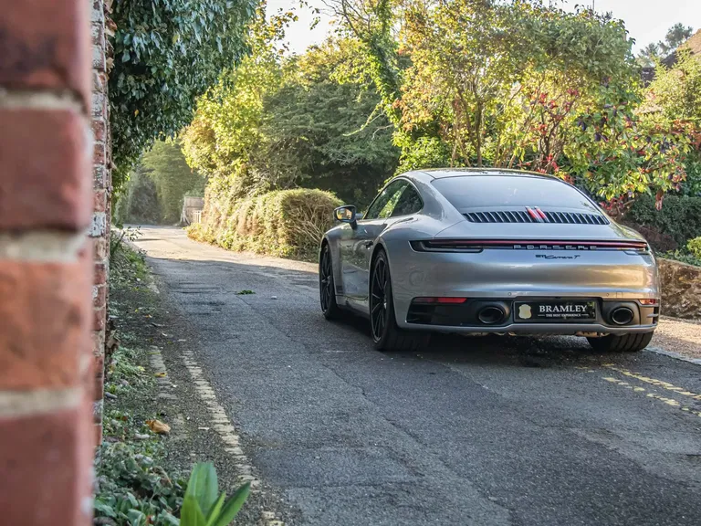 Porsche 992 Carrera T