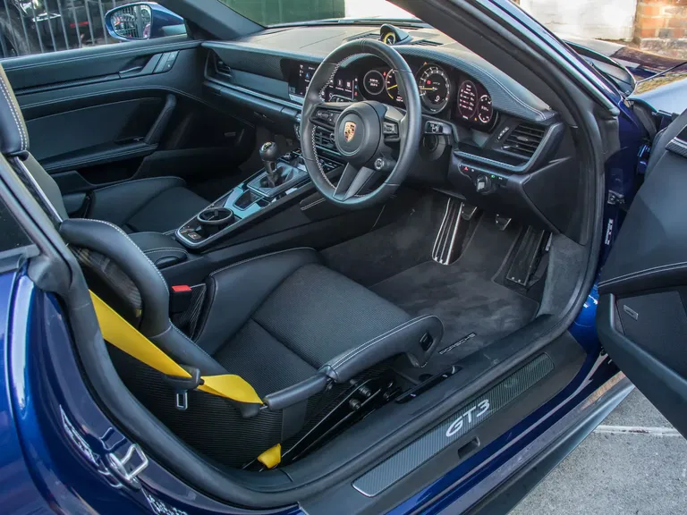 Porsche 992 GT3 Touring