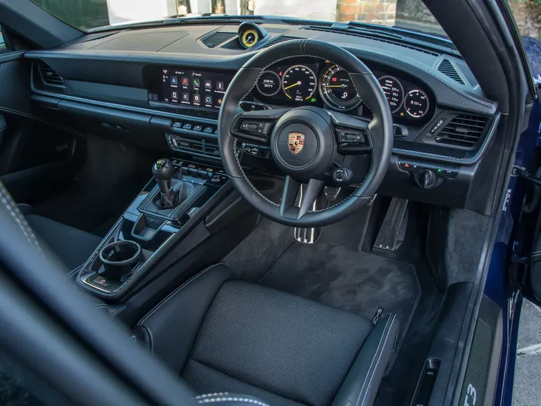 Porsche 992 GT3 Touring