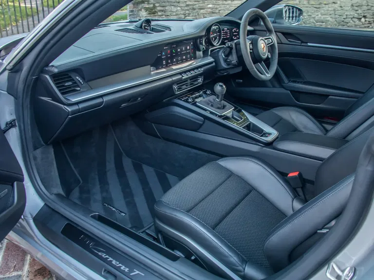 Porsche 992 Carrera T