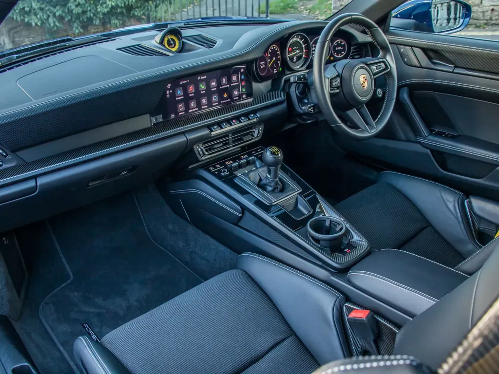 Porsche 992 GT3 Touring