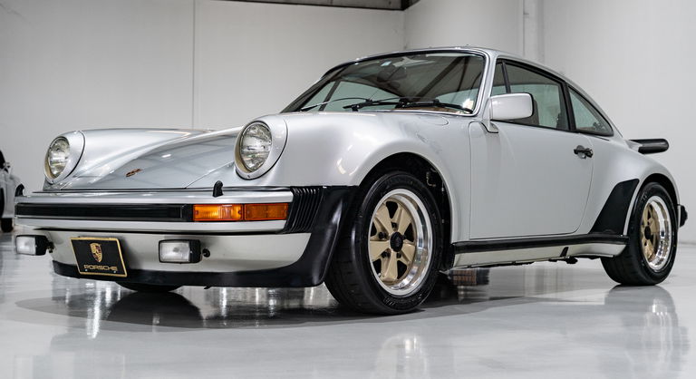 Porsche 911 Turbo 3.0 (US)