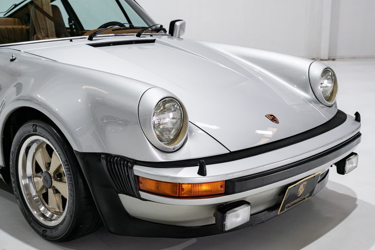 Porsche 911 Turbo 3.0 (US)