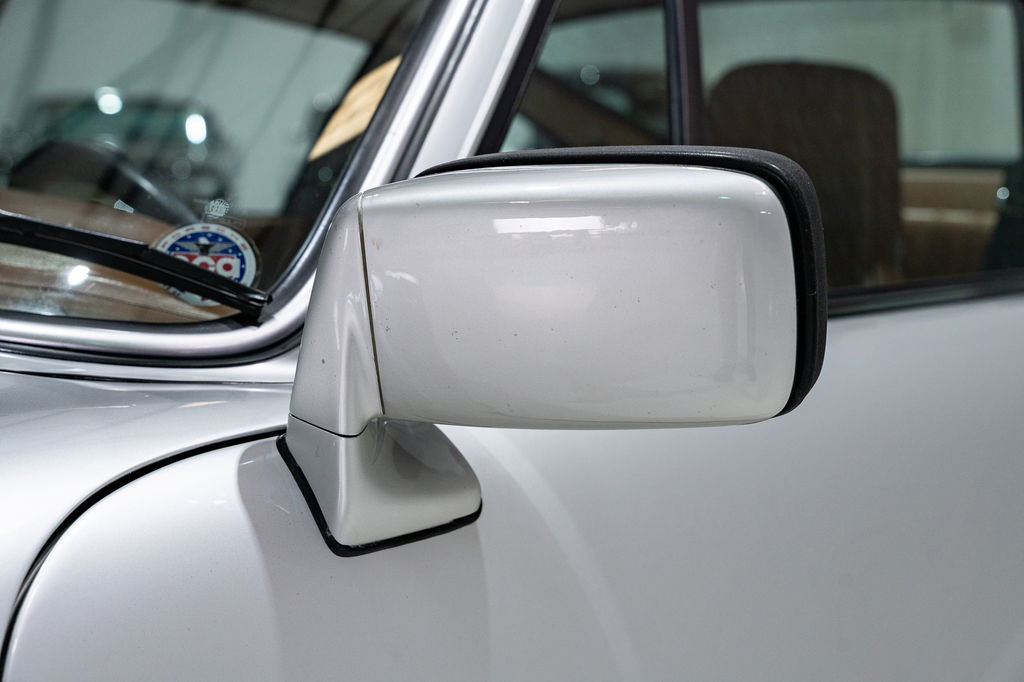 Porsche 911 Turbo 3.0 (US)