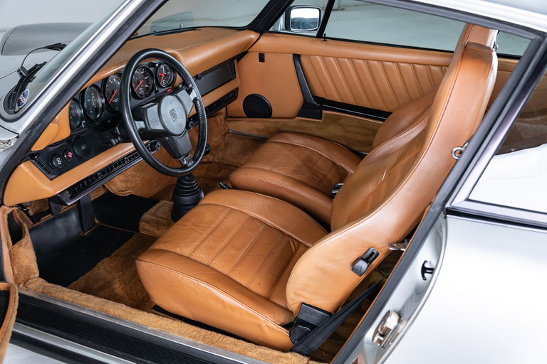 Porsche 911 Turbo 3.0 (US)