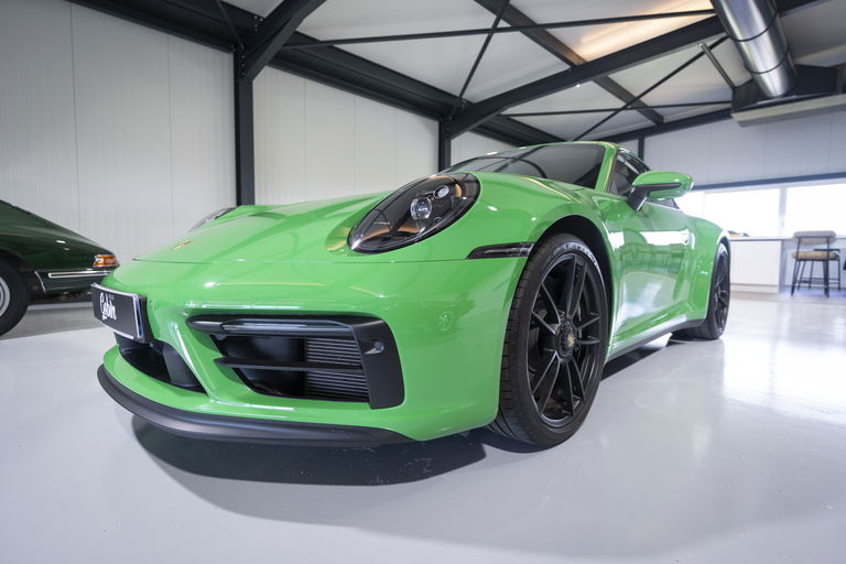 Porsche 992 Carrera GTS