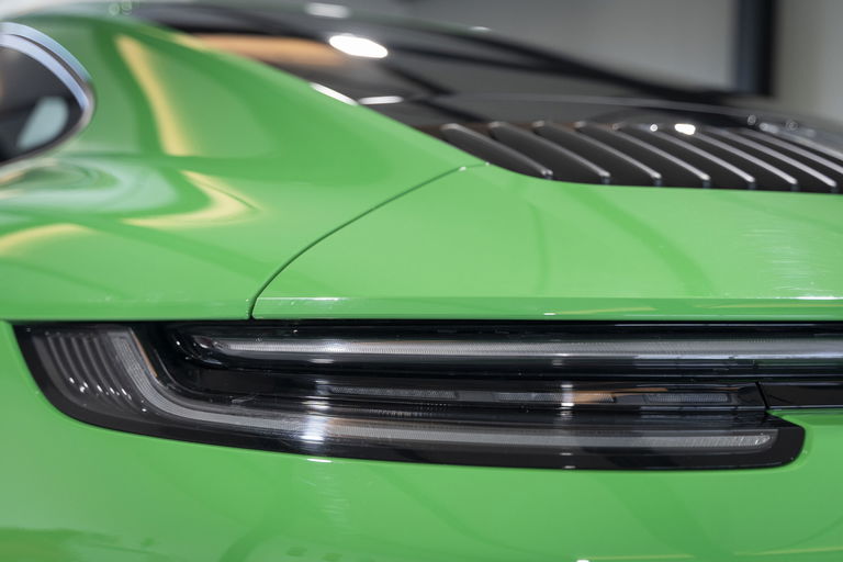 Porsche 992 Carrera GTS