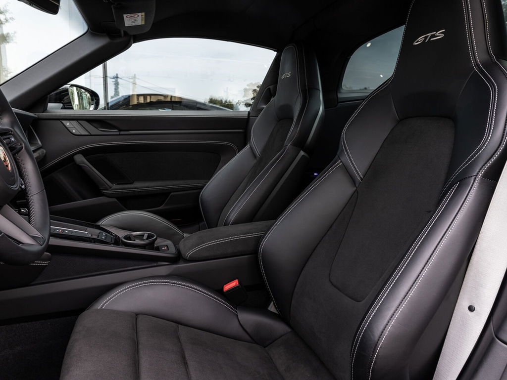 Porsche 992 Targa 4 GTS