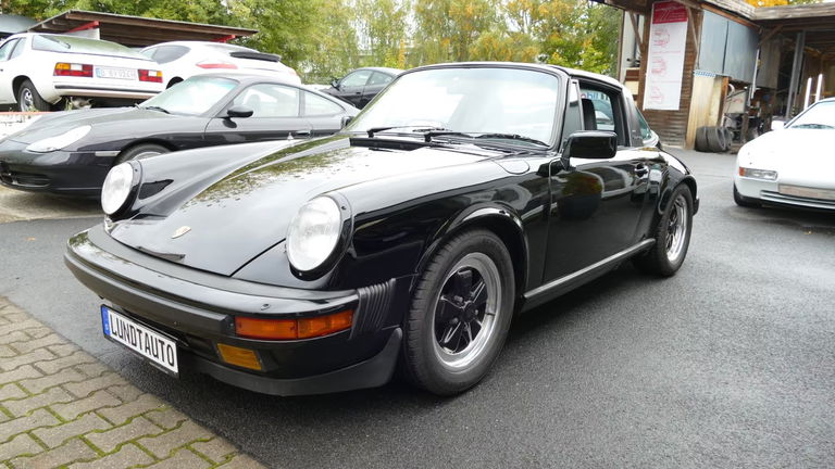 Porsche 911 Carrera 3.2