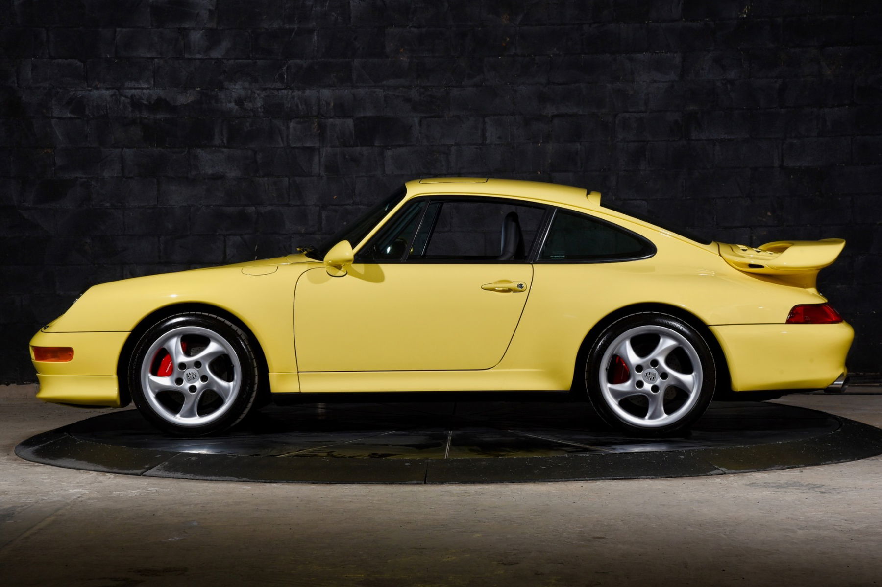 Porsche 993 Carrera 4S