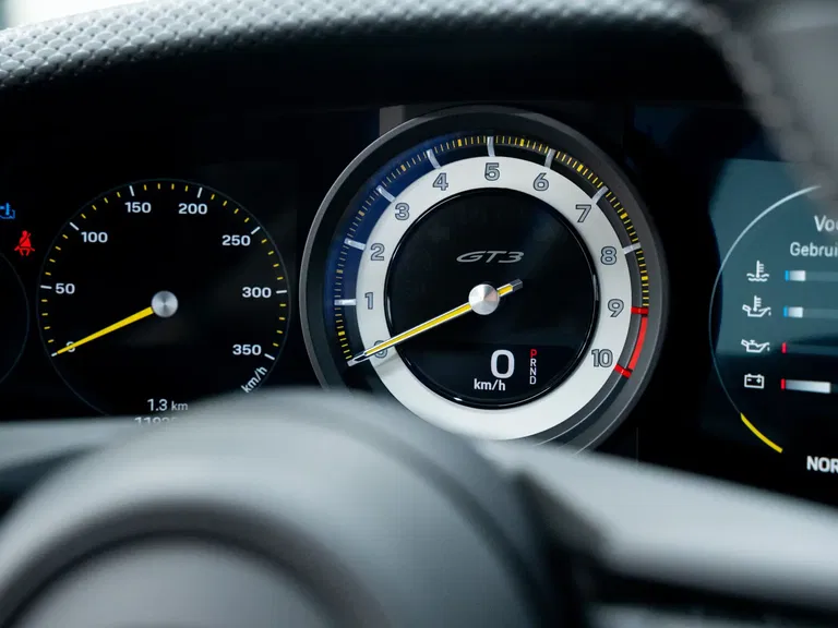 Porsche 992 GT3 Touring