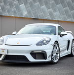 Porsche 718 Cayman GT4