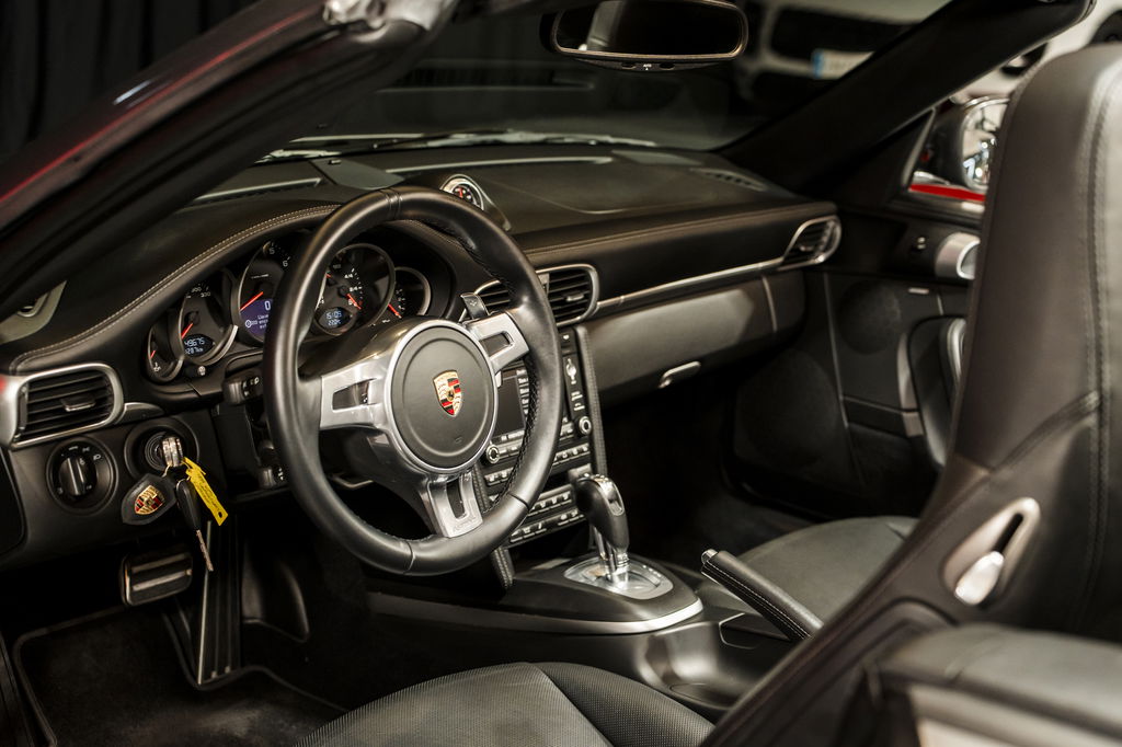 Porsche 997.2 Carrera GTS