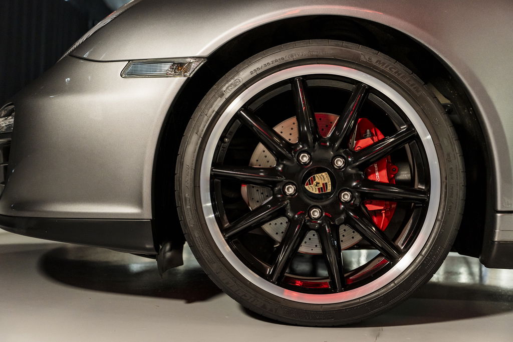 Porsche 997.2 Carrera GTS