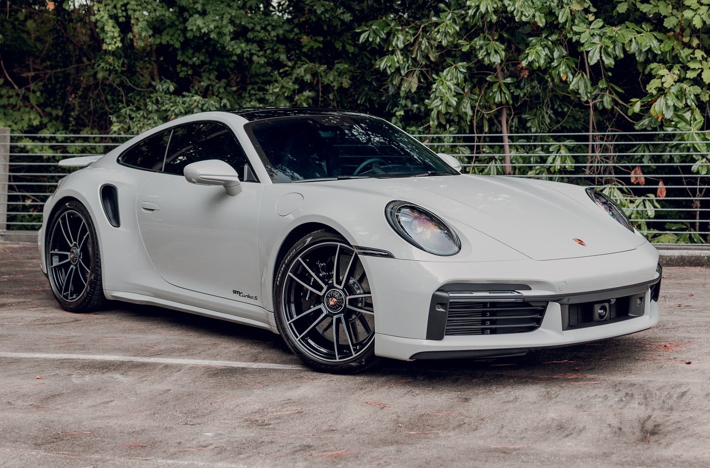 Porsche 992 Turbo S 2022 - elferspot.com - Marketplace for Porsche