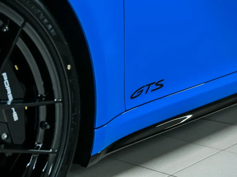 Porsche 992.2 Carrera GTS