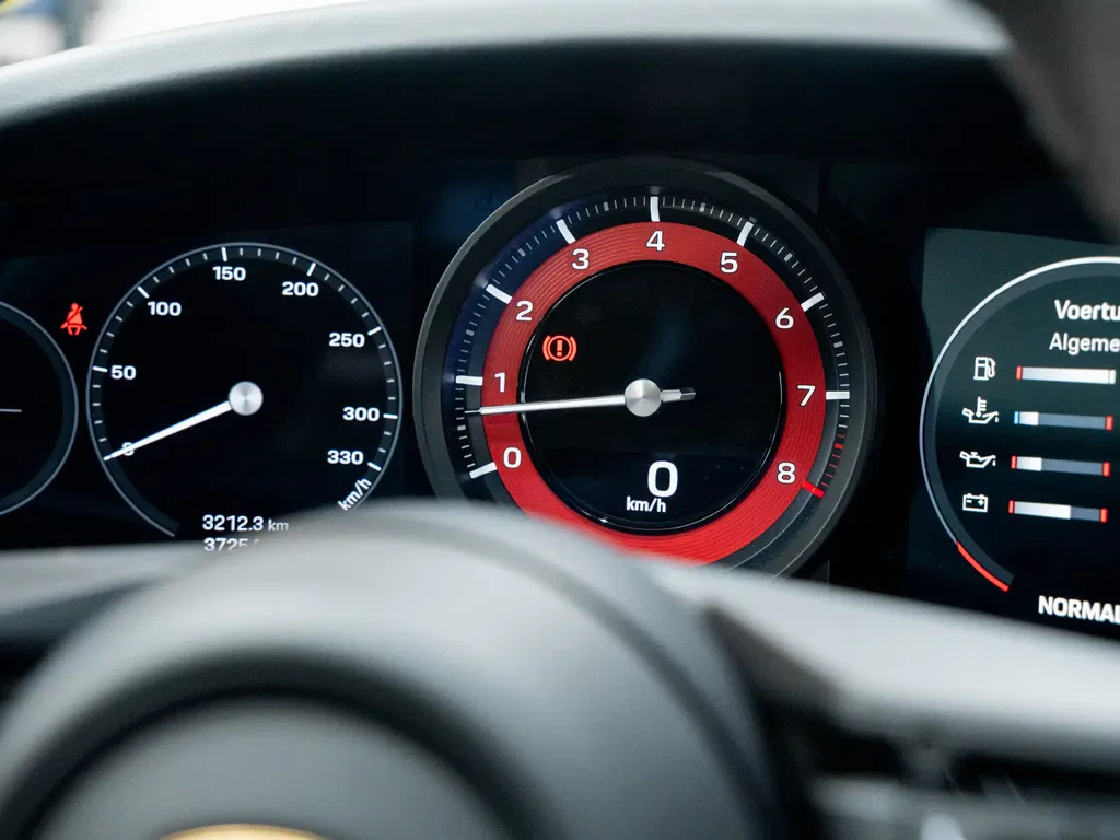 Porsche 992 Carrera T