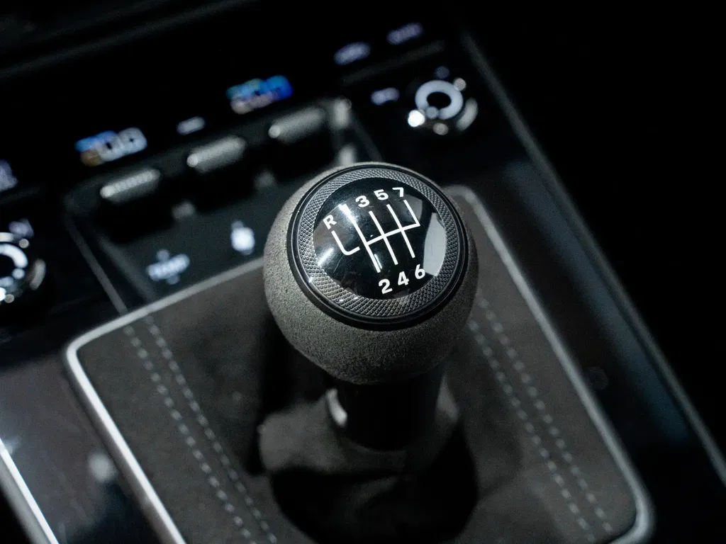 Porsche 992 Carrera T