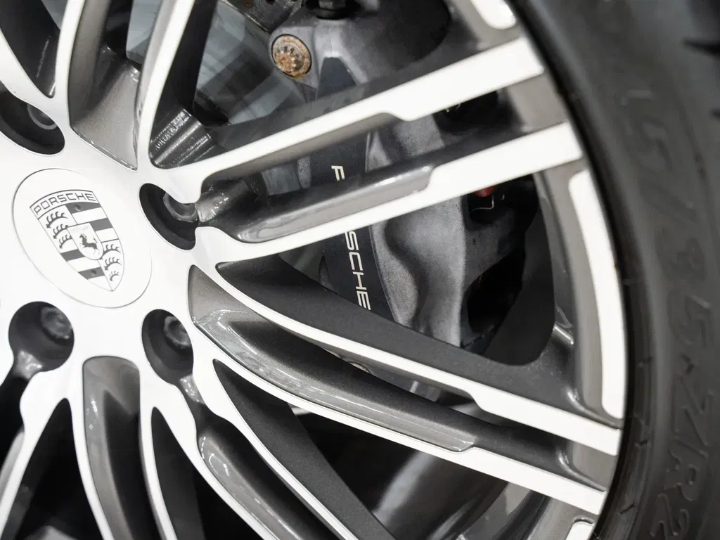 Porsche 991 Carrera Black Edition