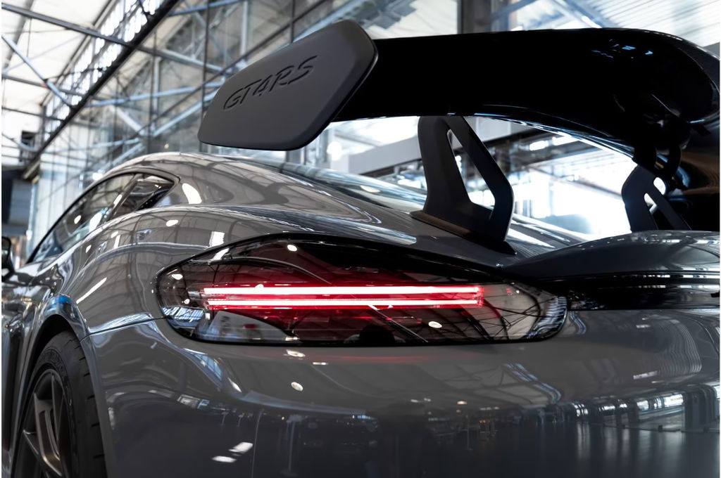 Porsche 718 Cayman GT4 RS