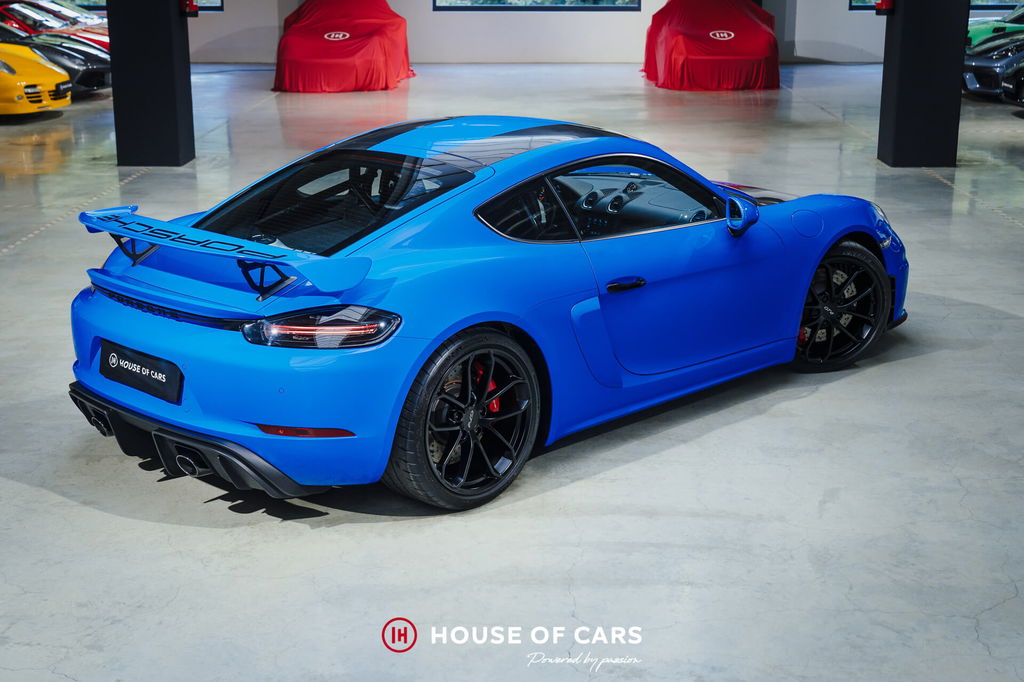 Porsche 718 Cayman GT4