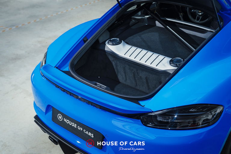 Porsche 718 Cayman GT4