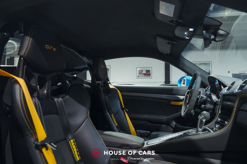 Porsche 718 Cayman GT4