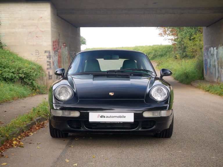 Porsche 993 Carrera 4S