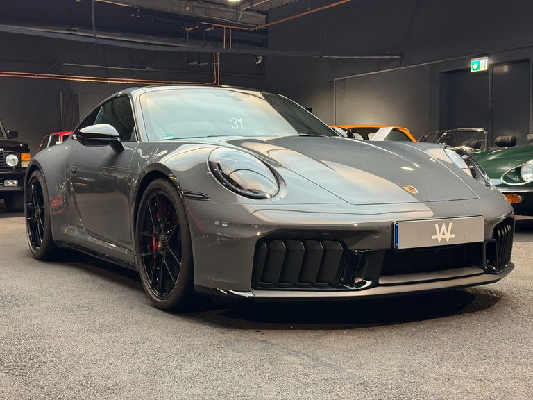 Porsche 992.2 Carrera GTS