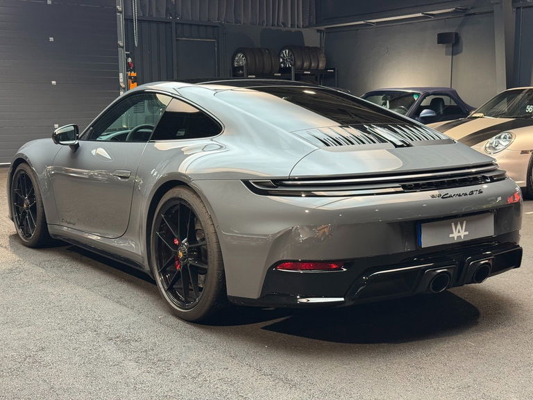 Porsche 992.2 Carrera GTS