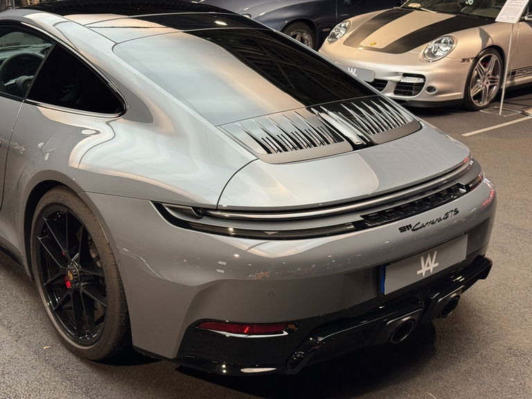 Porsche 992.2 Carrera GTS