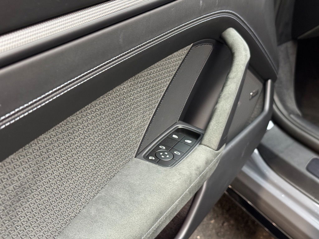 Porsche 992.2 Carrera GTS