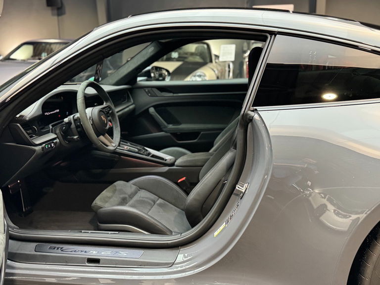 Porsche 992.2 Carrera GTS