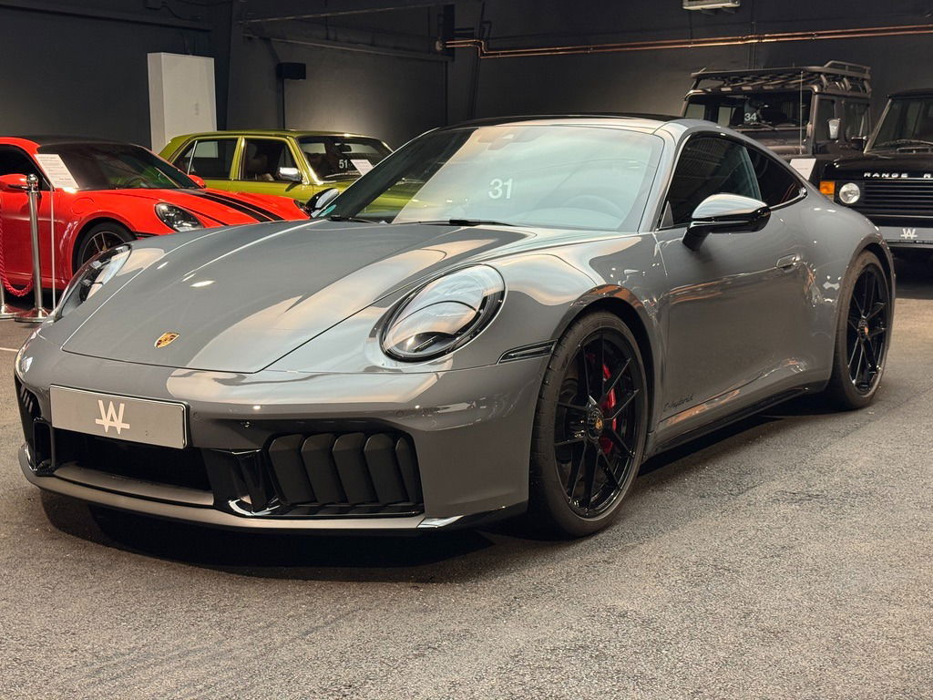Porsche 992.2 Carrera GTS