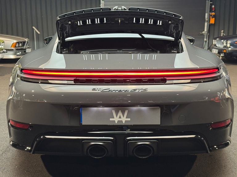 Porsche 992.2 Carrera GTS